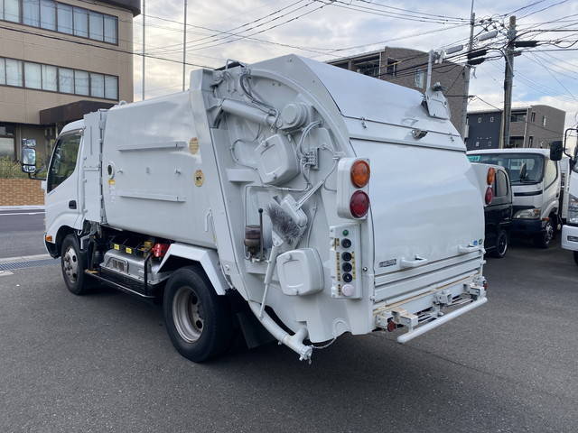 日野デュトロパッカー車（塵芥車）小型（2t・3t）[写真02]