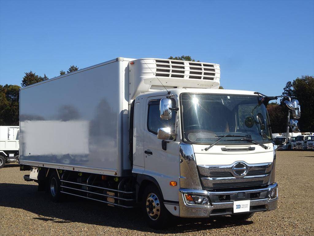 日野レンジャー冷凍車（冷蔵車）中型（4t）[写真02]