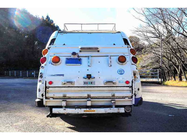 三菱ふそうキャンターパッカー車（塵芥車）小型（2t・3t）[写真06]