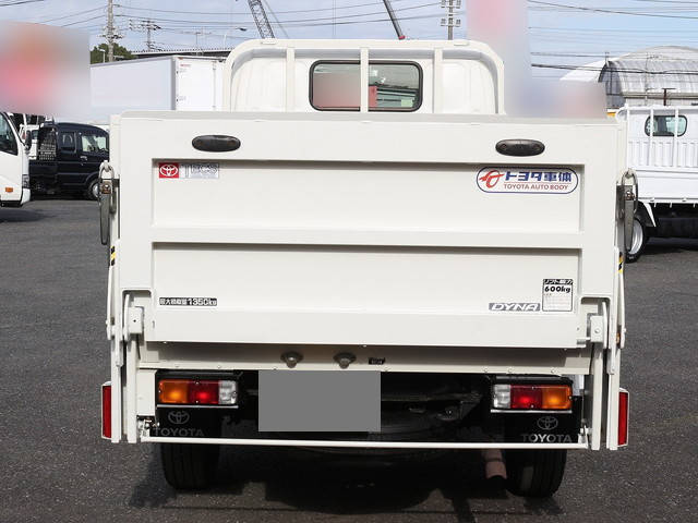 トヨタダイナ平ボディ小型（2t・3t）[写真06]