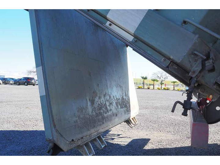 三菱ふそうスーパーグレート深ダンプ（土砂禁ダンプ）大型（10t）[写真19]