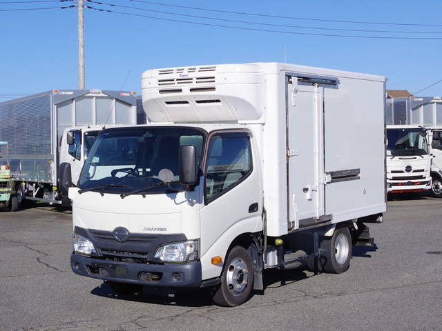 日野デュトロ冷凍車（冷蔵車）小型（2t・3t）[写真03]