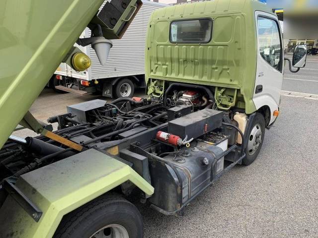 日野デュトロパッカー車（塵芥車）小型（2t・3t）[写真22]