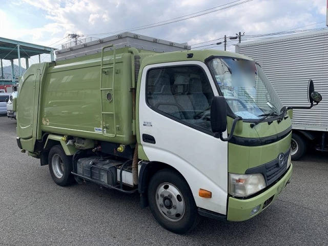 日野デュトロパッカー車（塵芥車）小型（2t・3t）[写真03]