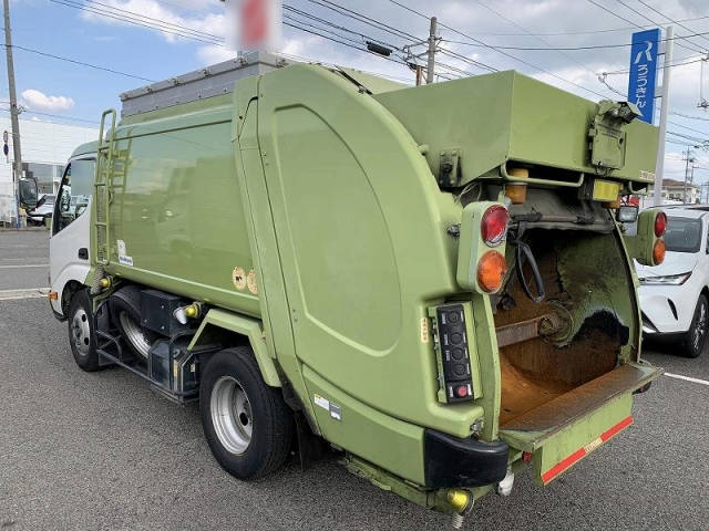 日野デュトロパッカー車（塵芥車）小型（2t・3t）[写真04]