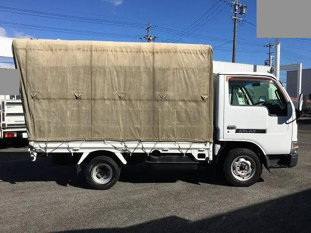 日産アトラス幌車小型（2t・3t）[写真05]