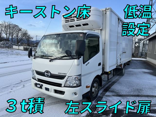 日野デュトロ冷凍車（冷蔵車）小型（2t・3t）[写真01]