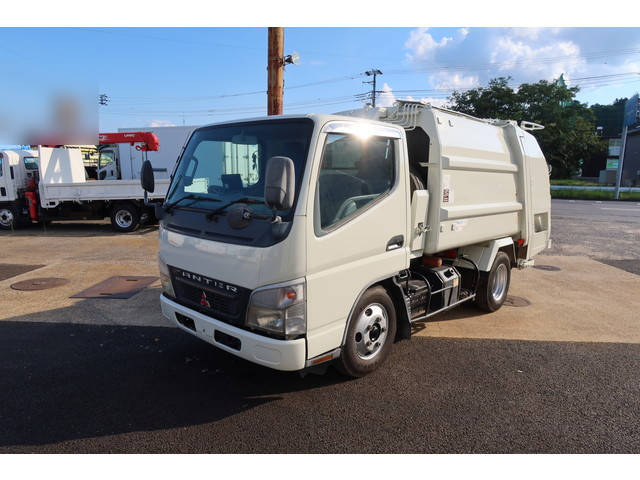 三菱ふそうキャンターパッカー車（塵芥車）小型（2t・3t）[写真01]