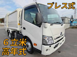 中古デュトロパッカー車（塵芥車）