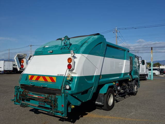 いすゞフォワードパッカー車（塵芥車）中型（4t）[写真04]