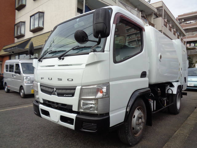 三菱ふそうキャンターパッカー車（塵芥車）小型（2t・3t）[写真03]