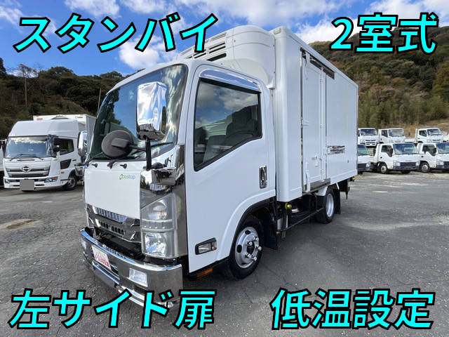 いすゞエルフ冷凍車（冷蔵車）小型（2t・3t）[写真01]