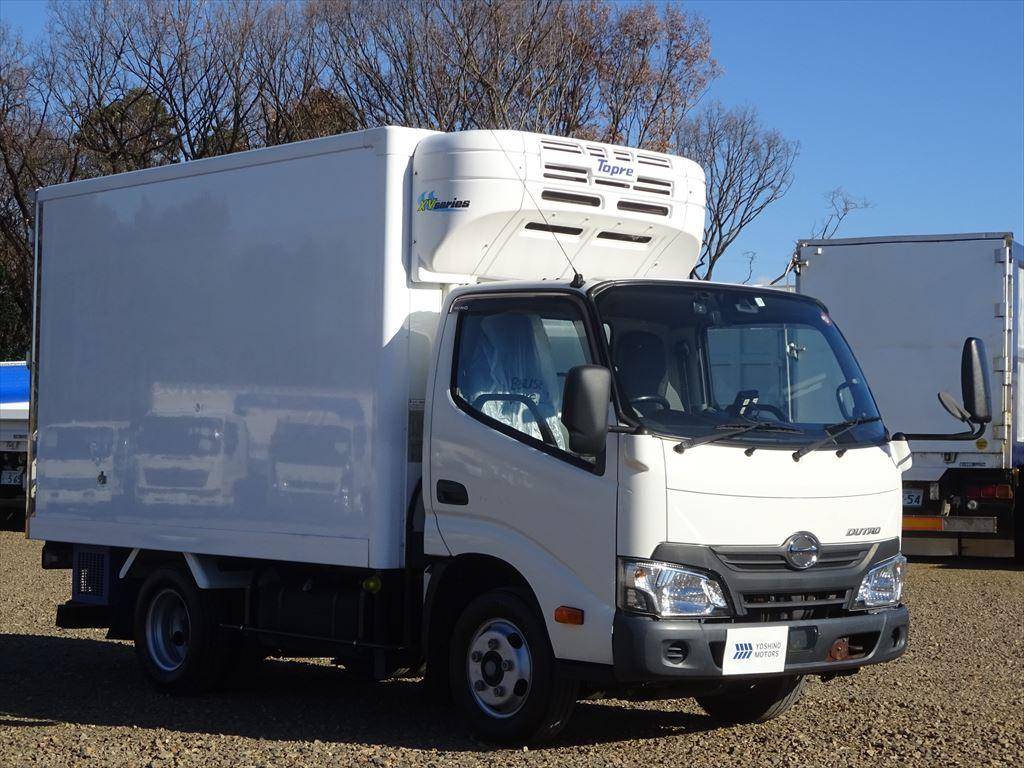 日野デュトロ冷凍車（冷蔵車）小型（2t・3t）[写真02]