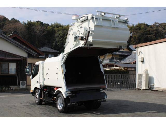 日野デュトロパッカー車（塵芥車）小型（2t・3t）[写真16]