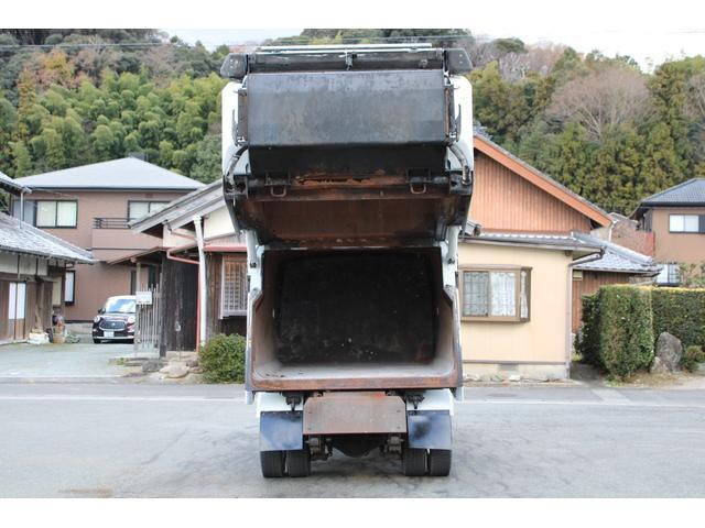 日野デュトロパッカー車（塵芥車）小型（2t・3t）[写真12]