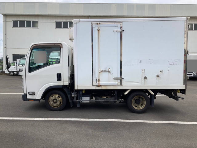 いすゞエルフ冷凍車（冷蔵車）小型（2t・3t）[写真15]