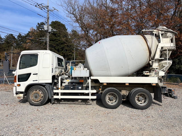 日野レンジャーミキサー車（コンクリートミキサー）増トン（6t・8t）[写真05]