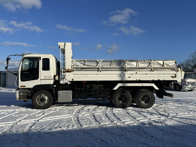 いすゞギガダンプ大型（10t）[写真04]