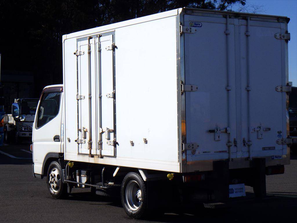 三菱ふそうキャンター冷凍車（冷蔵車）小型（2t・3t）[写真03]