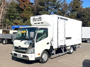 トヨタ冷凍車（冷蔵車） 2015年(平成27年) TKG-XZU710